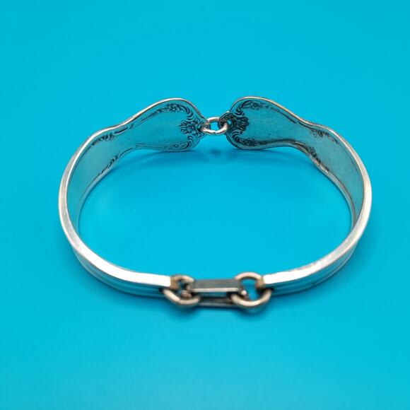 Vintage Silver Plate Bracelet, Flatware Jewelry, 6 1/4 Inches - Picture 5 of 11